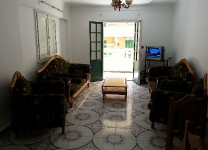 شقة للإيجار فى ميامي - قسم المنتزه - الإسكندرية