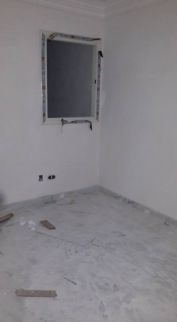 شقة للإيجار فى ميامي - قسم المنتزه - الإسكندرية