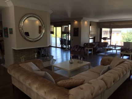 فيلا للإيجار فى ساريير - إسطنبول