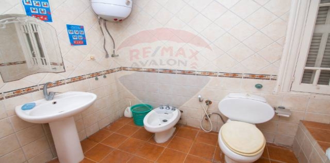 فيلا للإيجار فى رشدي - قسم سيدى جابر - الإسكندرية