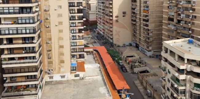 شقة للبيع فى جناكليس - قسم الرمل - الإسكندرية