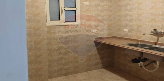 شقة للبيع فى جناكليس - قسم الرمل - الإسكندرية