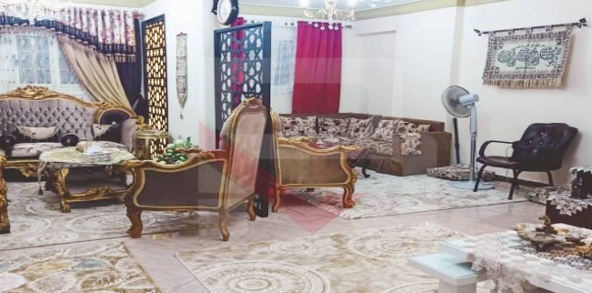 شقة للبيع فى محرم بك - قسم محرم بك - الإسكندرية