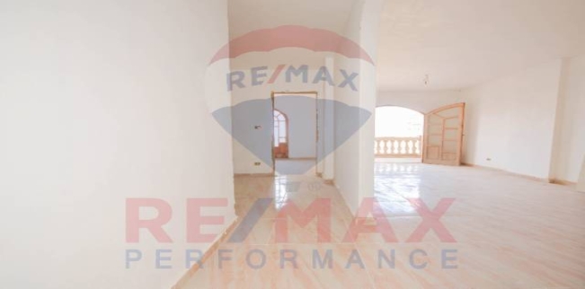 شقة للبيع فى محرم بك - قسم محرم بك - الإسكندرية
