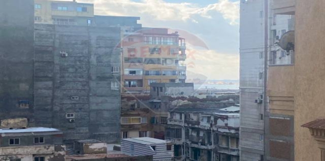 شقة للبيع فى كامب شيزار - قسم باب شرقي - الإسكندرية