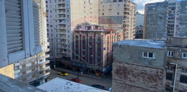 شقة للبيع فى كامب شيزار - قسم باب شرقي - الإسكندرية