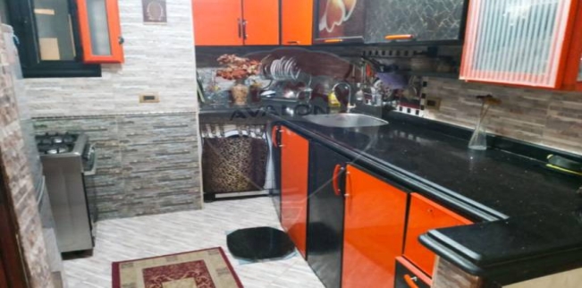 شقة للبيع فى زيزينيا - قسم الرمل - الإسكندرية