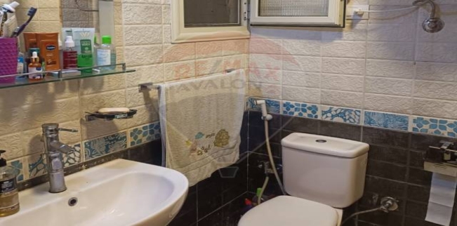 شقة للبيع فى سبورتنج - قسم سيدى جابر - الإسكندرية