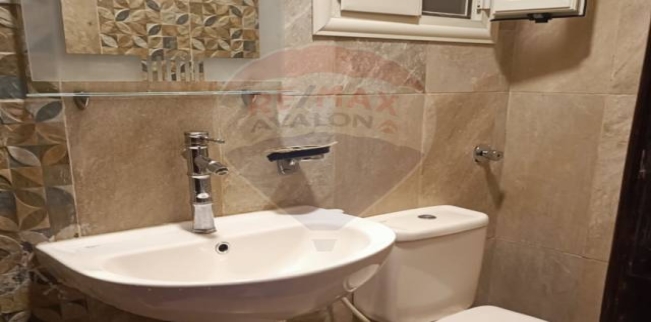 شقة للبيع فى سبورتنج - قسم سيدى جابر - الإسكندرية