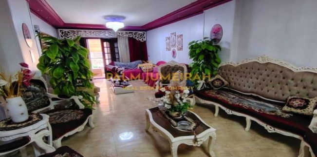 شقة للبيع فى محرم بك - قسم محرم بك - الإسكندرية