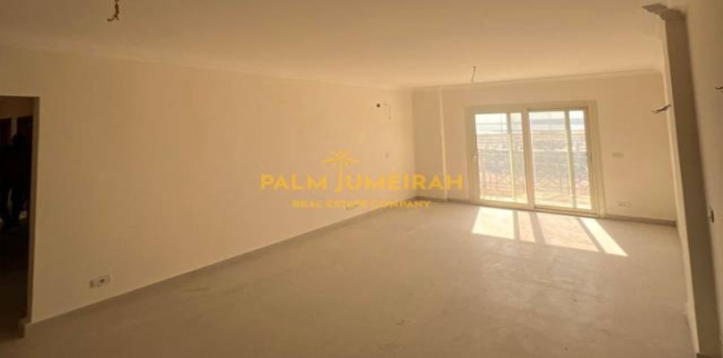 شقة للبيع فى محرم بك - قسم محرم بك - الإسكندرية