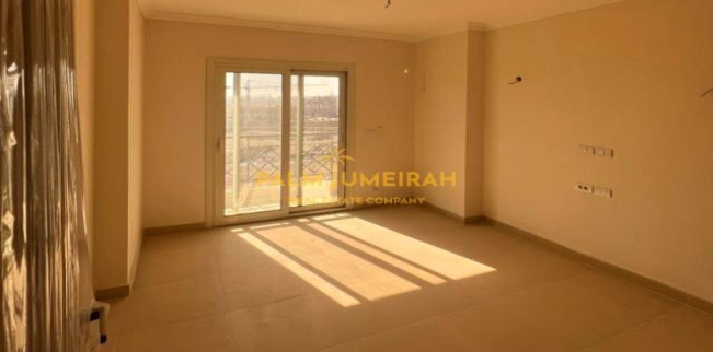شقة للبيع فى محرم بك - قسم محرم بك - الإسكندرية