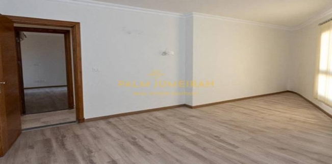 شقة للبيع فى محرم بك - قسم محرم بك - الإسكندرية