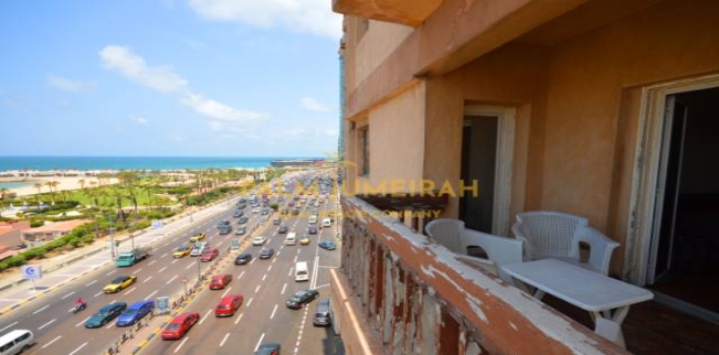 شقة للبيع فى سان استيفانو - قسم الرمل - الإسكندرية