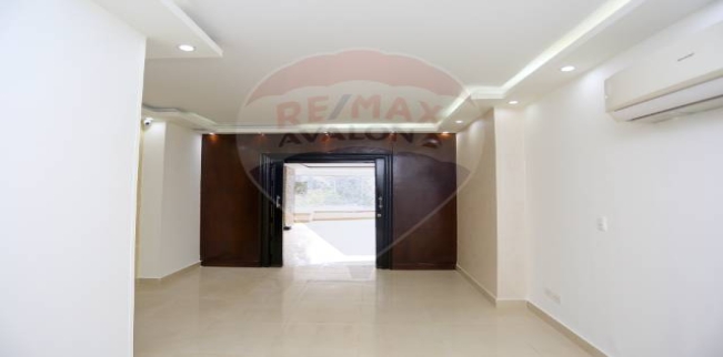 Office For Rent In El Shatbi - Qesm Bab Sharqi - Alexandria