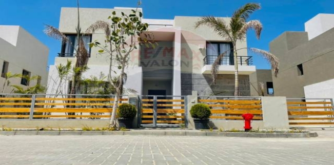 Villa For Sale In Moharram Bek - Qism Moharram Bek - Alexandria