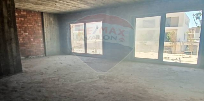 Villa For Sale In Qism Moharram Bek - Alexandria