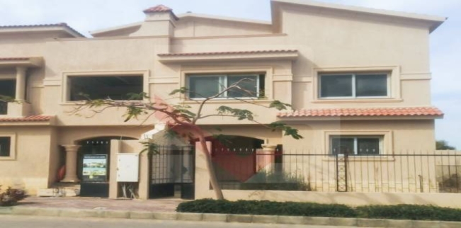 فيلا للبيع فى قرية سياحية - قسم برج العرب - الإسكندرية