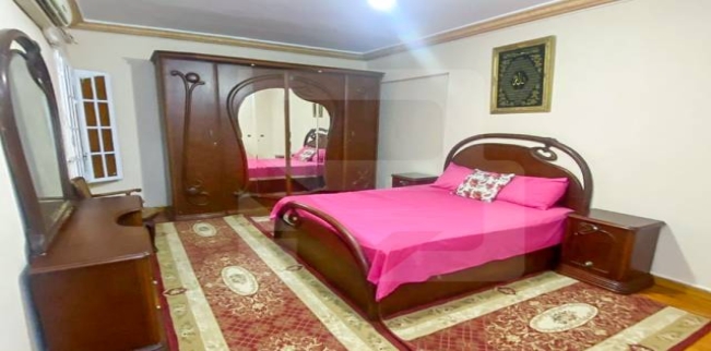 شقة للإيجار فى كامب شيزار - قسم باب شرقي - الإسكندرية