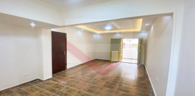 شقة للبيع فى السيوف بحري - قسم المنتزه - الإسكندرية