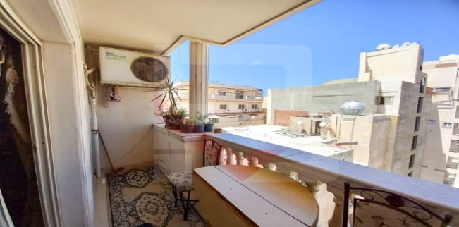 شقة للبيع فى سابا باشا - قسم الرمل - الإسكندرية
