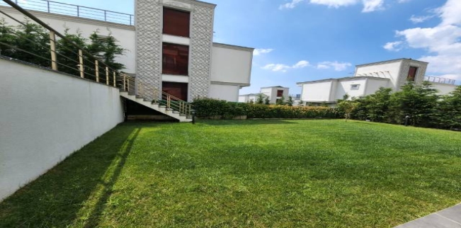 Villa For Rent In Buyukgekmege - Istanbul