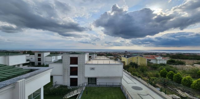 Villa For Rent In Buyukgekmege - Istanbul