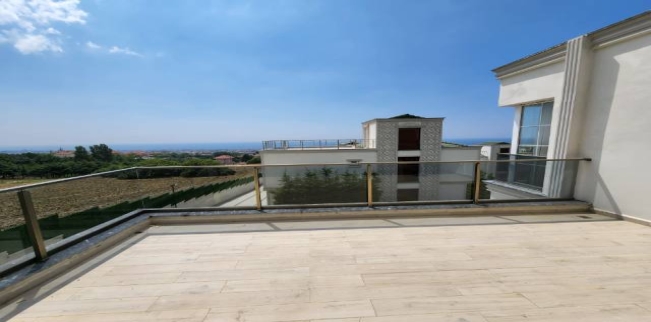 Villa For Rent In Buyukgekmege - Istanbul