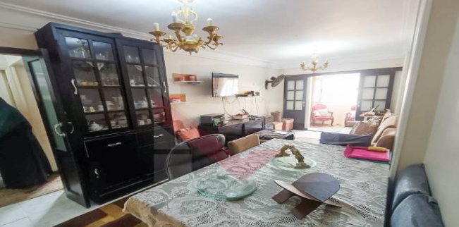 شقة للبيع فى السيوف بحري - قسم المنتزه - الإسكندرية