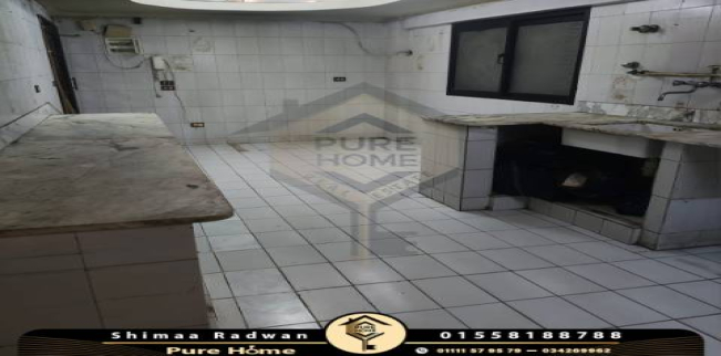 شقة للبيع فى جليم - قسم الرمل - الإسكندرية