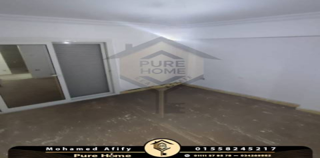 شقة للبيع فى زيزينيا - قسم الرمل - الإسكندرية