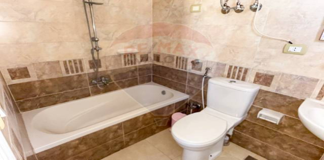 شقة للبيع فى سموحة - قسم سيدى جابر - الإسكندرية