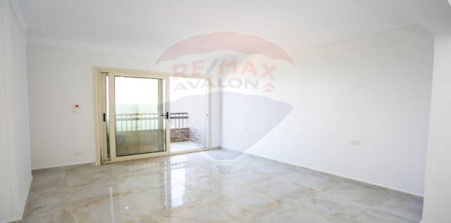 شقة للبيع فى لوران - قسم الرمل - الإسكندرية