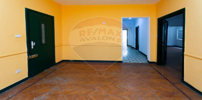 شقة للإيجار فى قسم الرمل - الإسكندرية