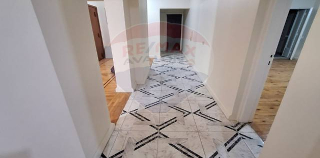 شقة للإيجار فى قسم الرمل - الإسكندرية