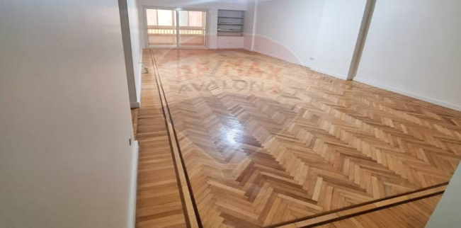 شقة للإيجار فى قسم الرمل - الإسكندرية