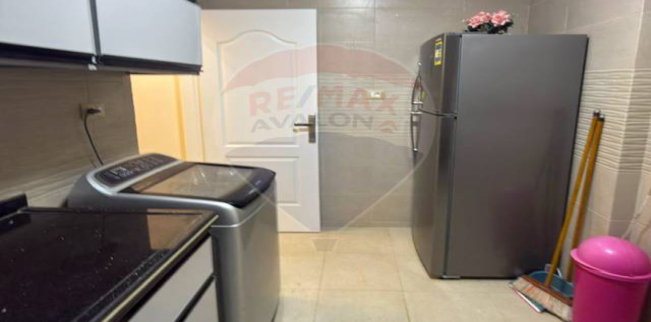 شقة للإيجار فى كامب شيزار - قسم باب شرقي - الإسكندرية