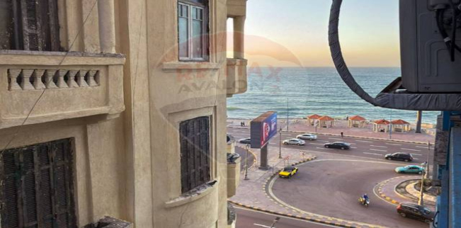 شقة للإيجار فى كامب شيزار - قسم باب شرقي - الإسكندرية