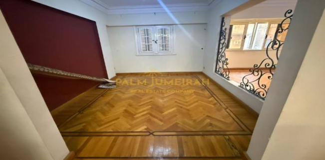 شقة للبيع فى زيزينيا - قسم الرمل - الإسكندرية